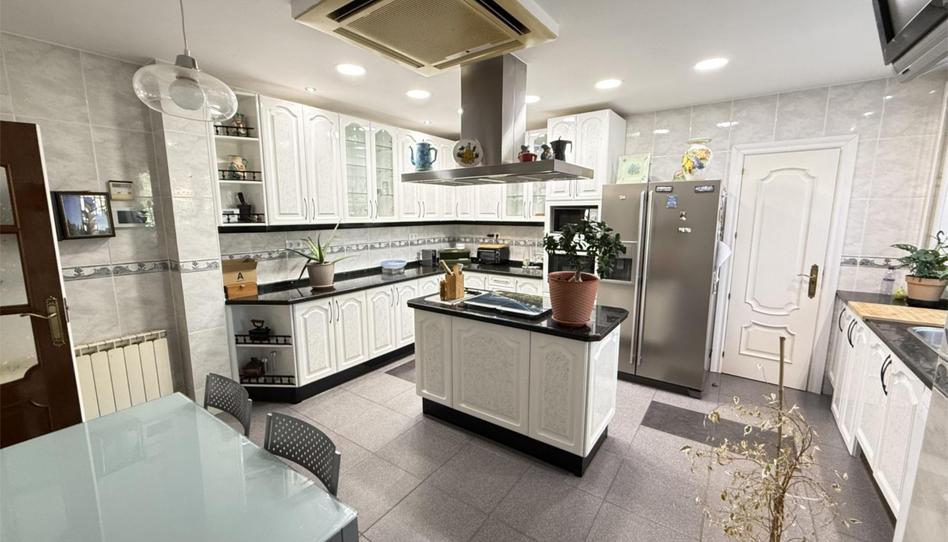 Casa o chalet en venta en Calle de Enrique Moya, 26, Camarma de Esteruelas, Madrid - imagen 1 Foto 1 de Casa o chalet en venta en Calle de Enrique Moya, 26, Camarma de Esteruelas, Madrid