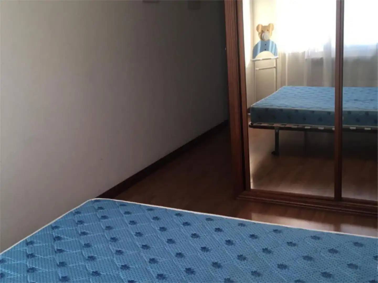 Schlafzimmer von Wohnung zum Verkauf in Villamayor mit Heizung, Parkett und Schwimmbad