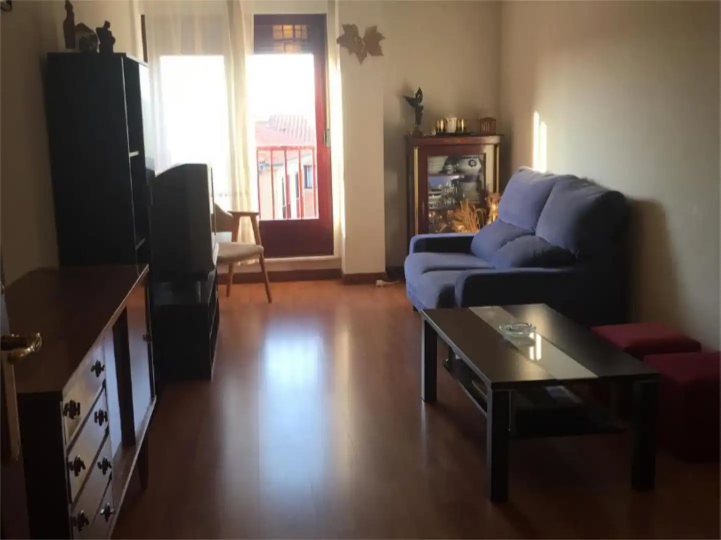 Wohnzimmer von Wohnung zum Verkauf in Villamayor mit Heizung, Parkett und Schwimmbad
