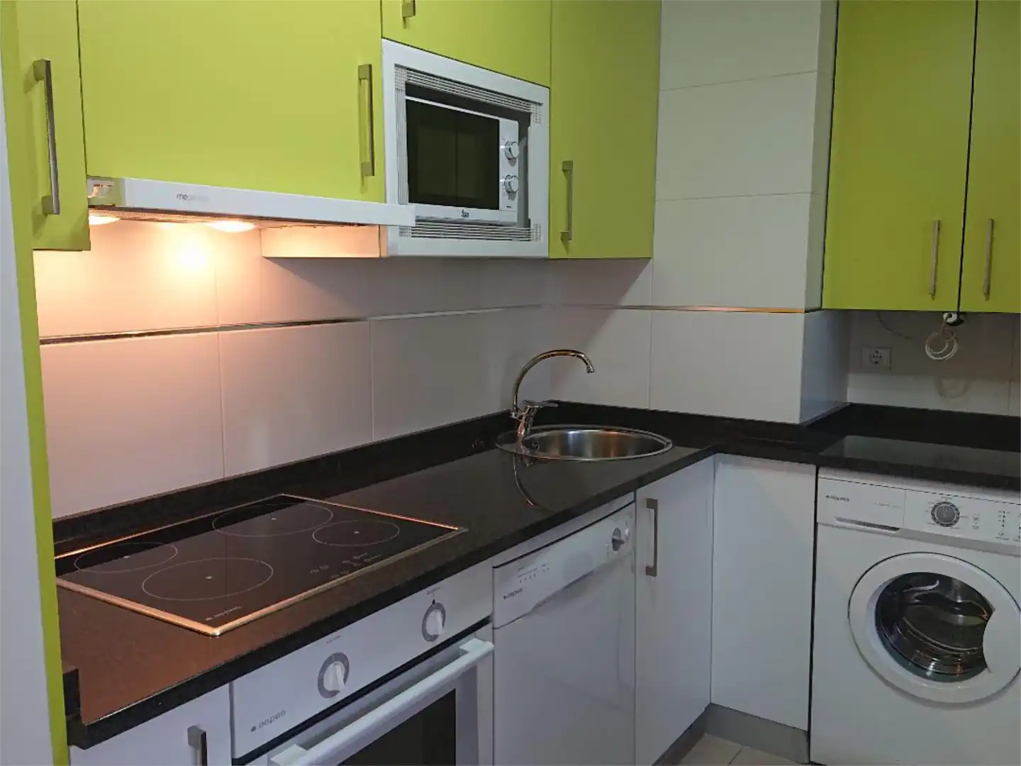 Piso en venta en Avenida Valladolid, 33, Avenida Valladolid - Barriada Yagüe Piso en venta en Avenida Valladolid, 33, Avenida Valladolid - Barriada Yagüe