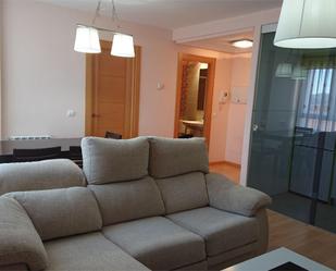 Sala d'estar de Pis en venda en Soria Capital  amb Calefacció, Parquet i Traster