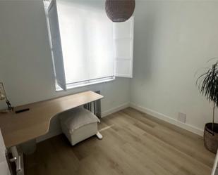 Bedroom of Flat to share in  Madrid Capital  with Heating, Parquet flooring and Terrace