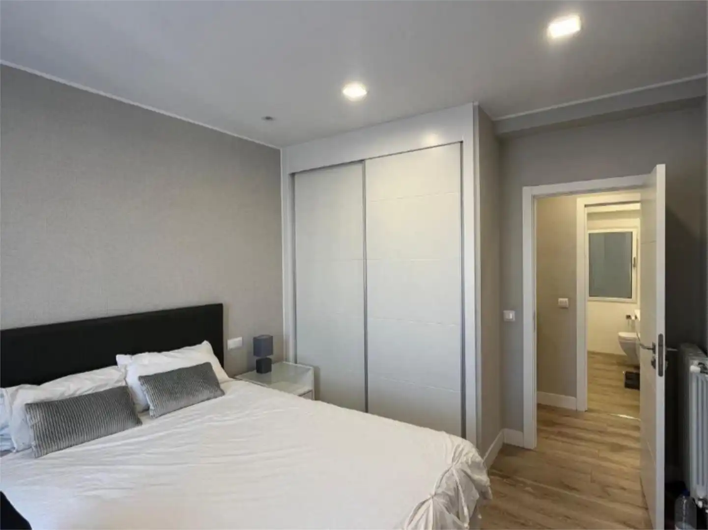 Flat for rent in Calle Santa Engracia, 1, Centro Flat for rent in Calle Santa Engracia, 1, Centro