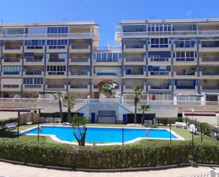 Vista exterior de Pis en venda en Elche / Elx amb Terrassa, Piscina i Balcó