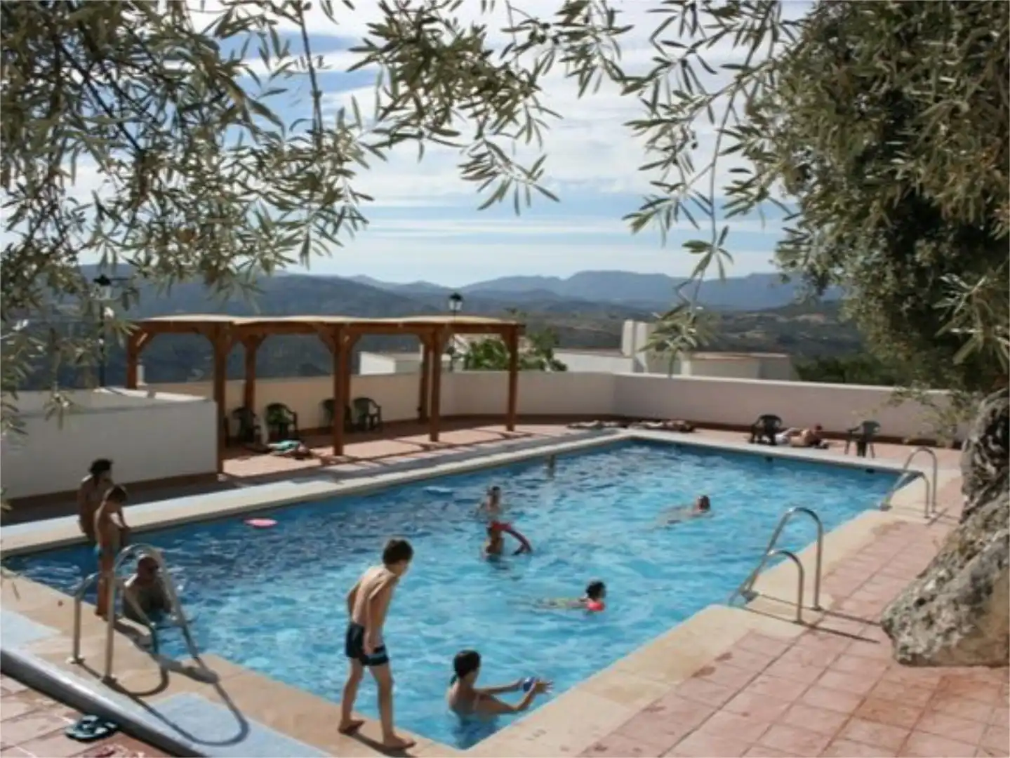 Piscina de Local de alquiler en Zagra con Aire acondicionado, Calefacción y Amueblado