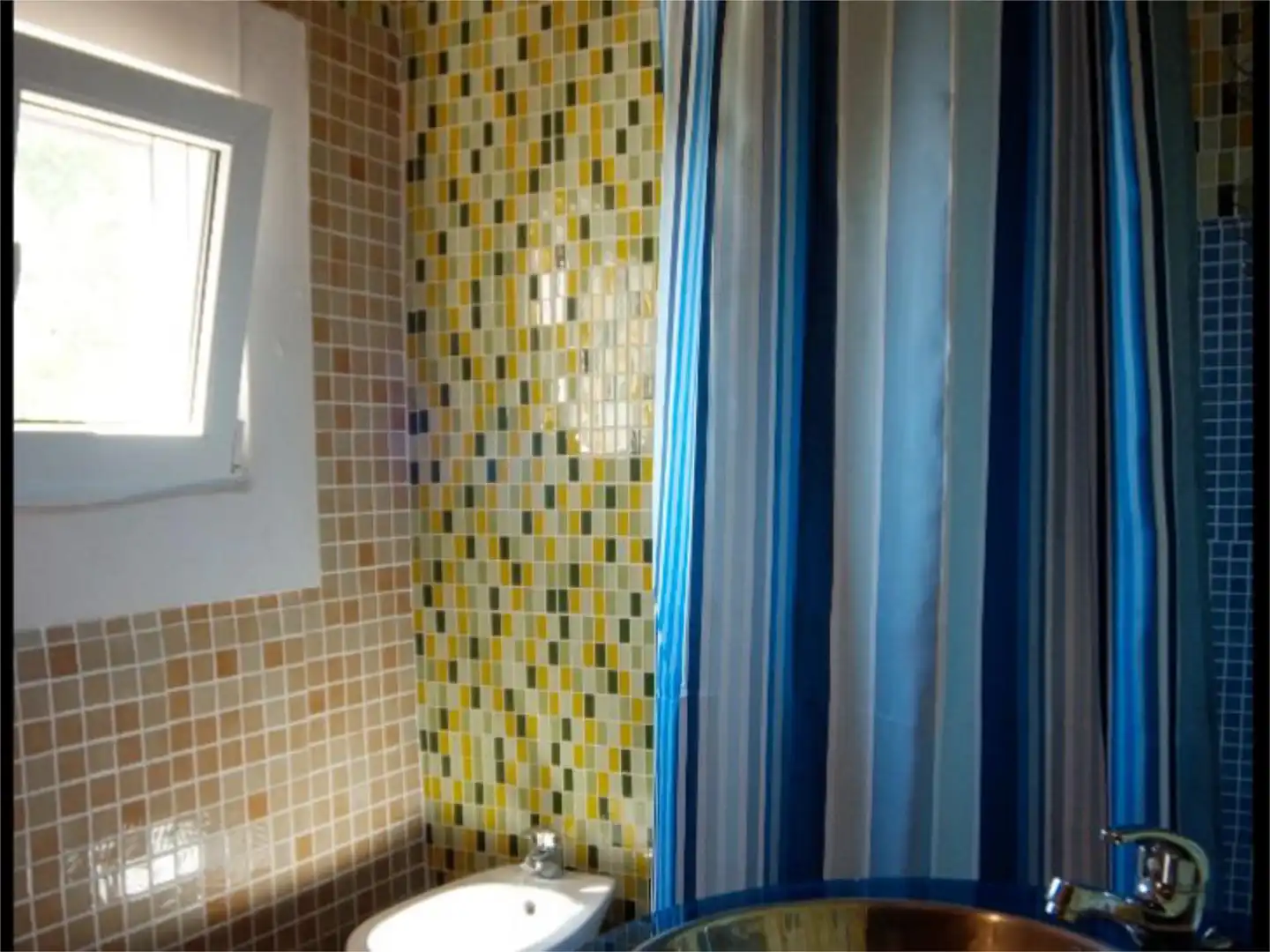 Baño de Local de alquiler en Zagra con Aire acondicionado, Calefacción y Amueblado