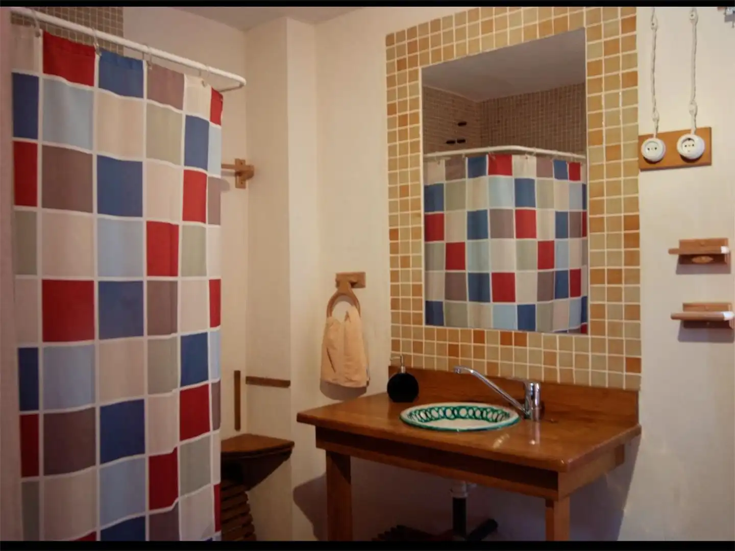 Baño de Local de alquiler en Zagra con Aire acondicionado, Calefacción y Amueblado
