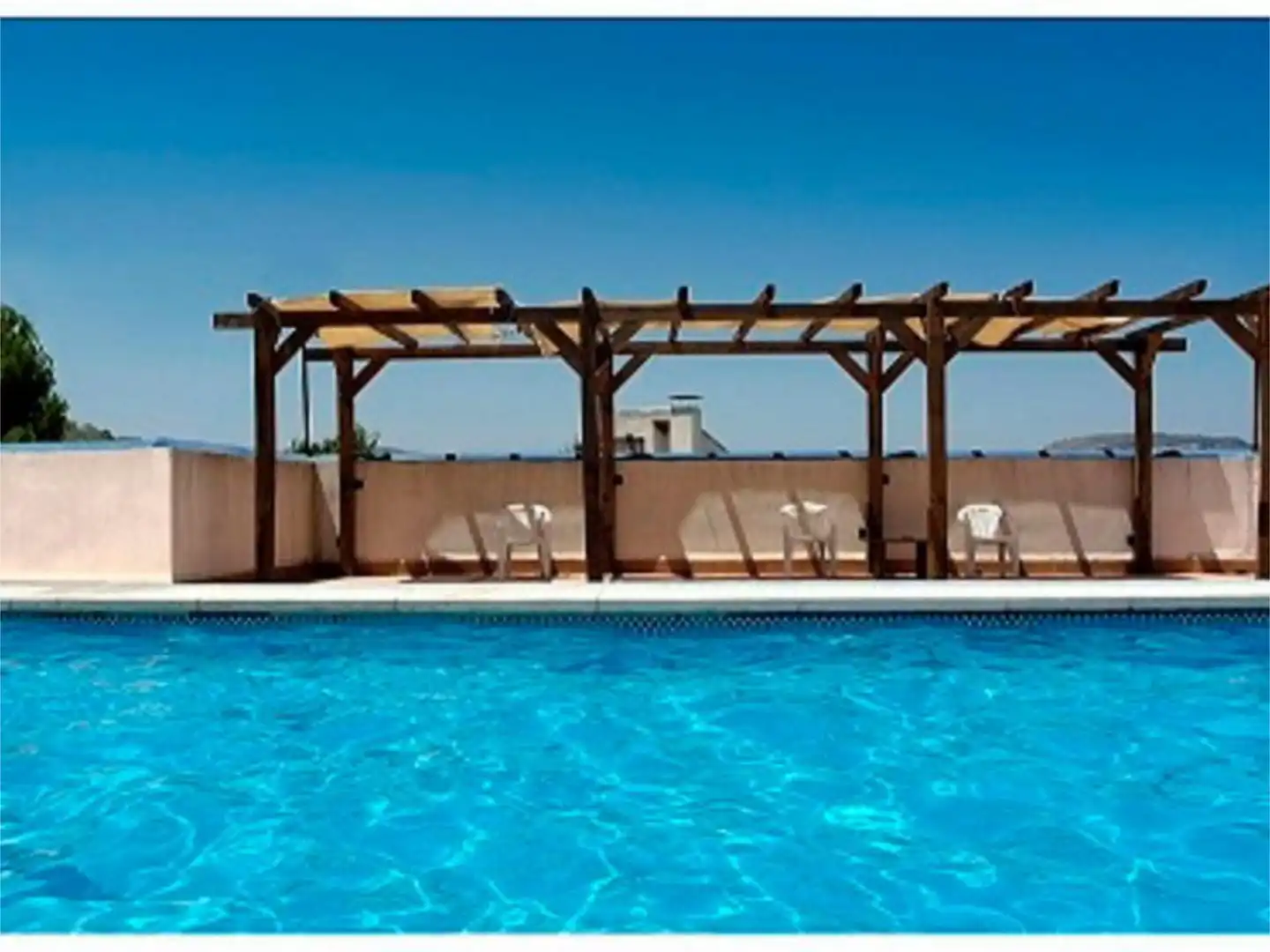 Piscina de Local de alquiler en Zagra con Aire acondicionado, Calefacción y Amueblado