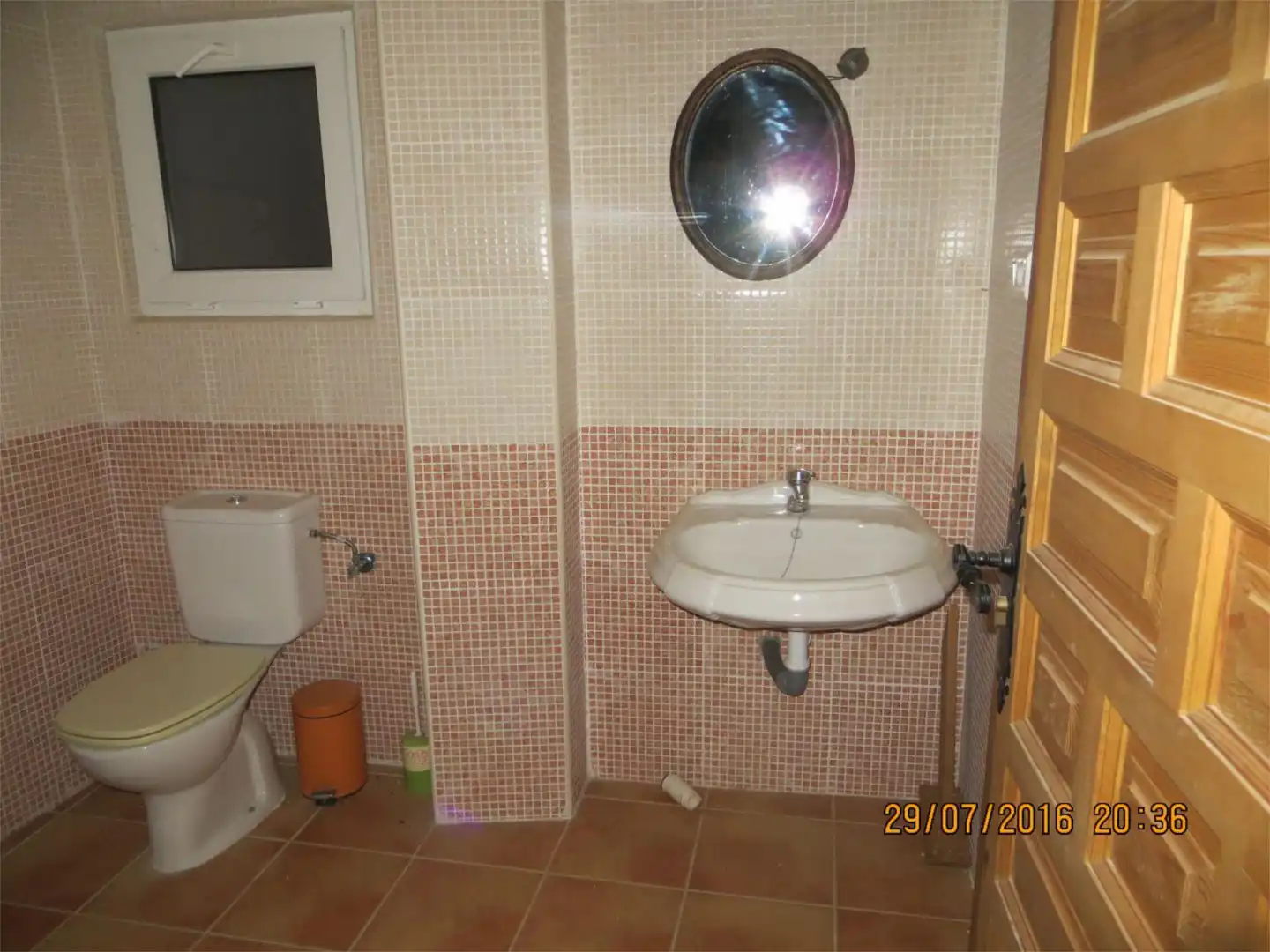 Baño de Local de alquiler en Zagra con Aire acondicionado, Calefacción y Amueblado
