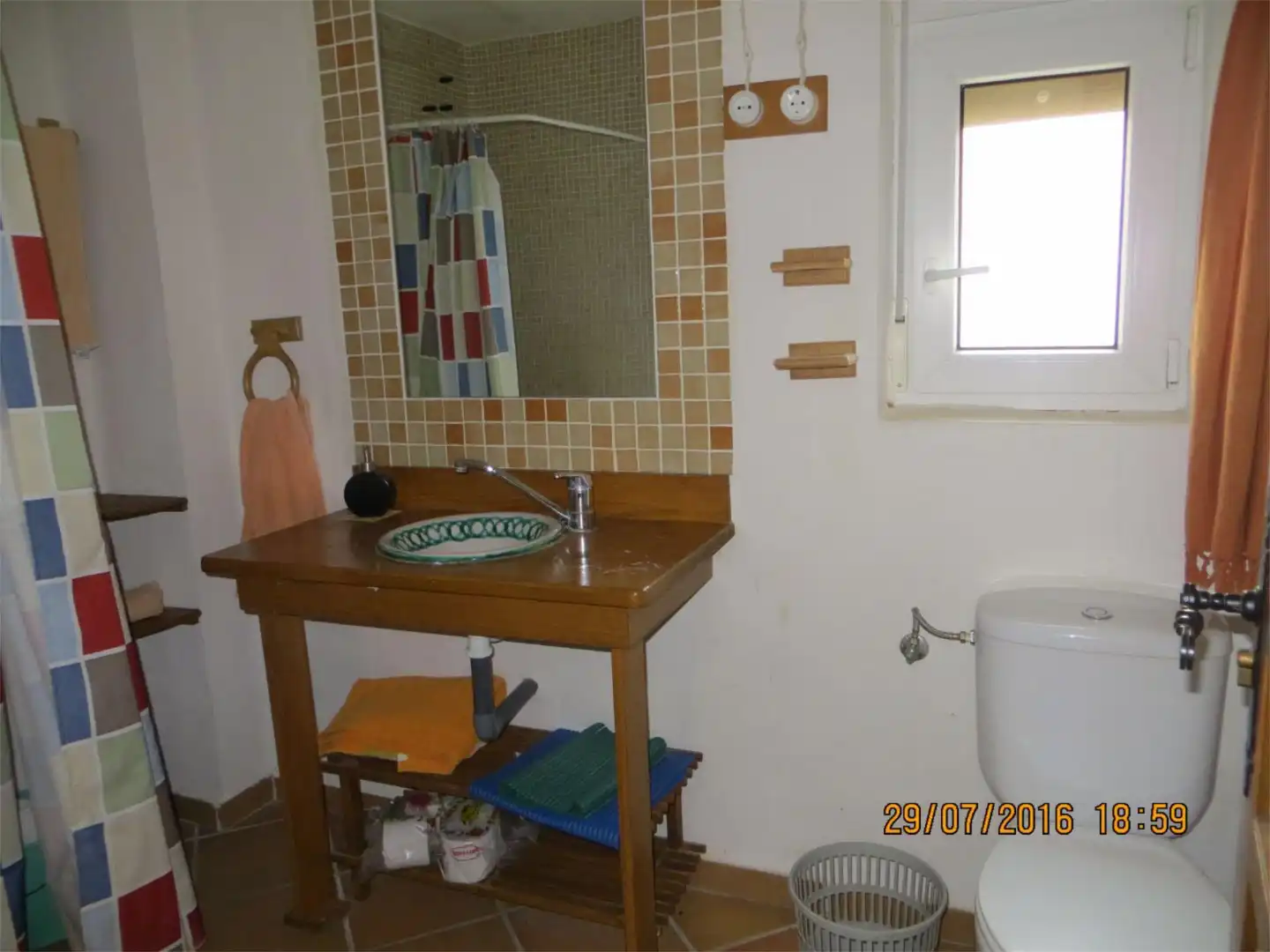 Baño de Local de alquiler en Zagra con Aire acondicionado, Calefacción y Amueblado
