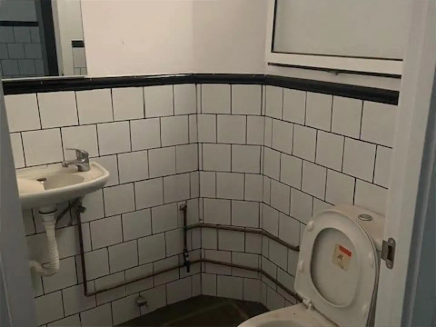 Baño de Local de alquiler en Sevilla