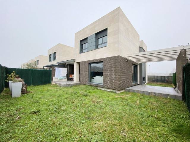 Casa-chalet en Venta en Paraje Curato, 8 en Villalbilla de Burgos