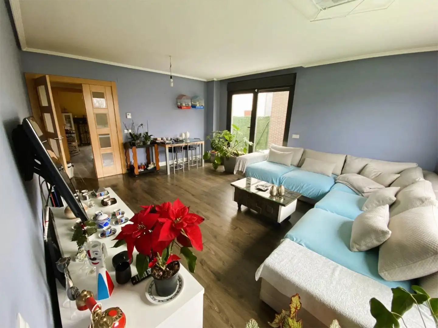 Sala de estar de Casa o chalet en venta en Villalbilla de Burgos con Calefacción, Jardín privado y Parquet