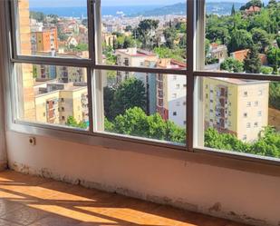 Dormitori de Pis en venda en  Barcelona Capital amb Calefacció i Terrassa