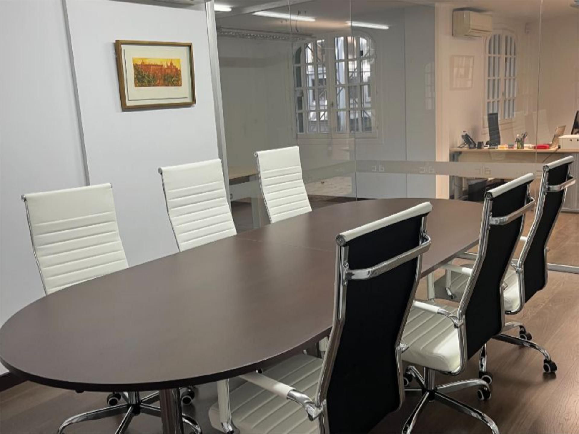 Office to rent in Santander