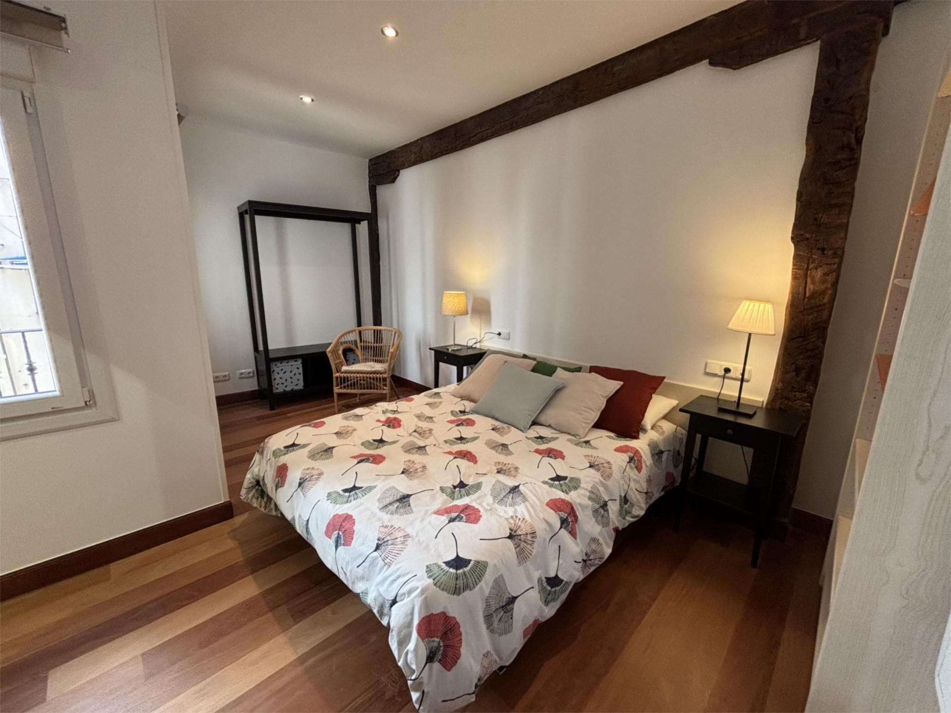 Bedroom of Flat to rent in Bilbao   with Heating, Parquet flooring and Furnished