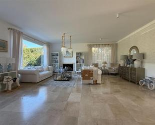 Living room of Flat for sale in Sotogrande  with Air Conditioner, Terrace and Swimming Pool