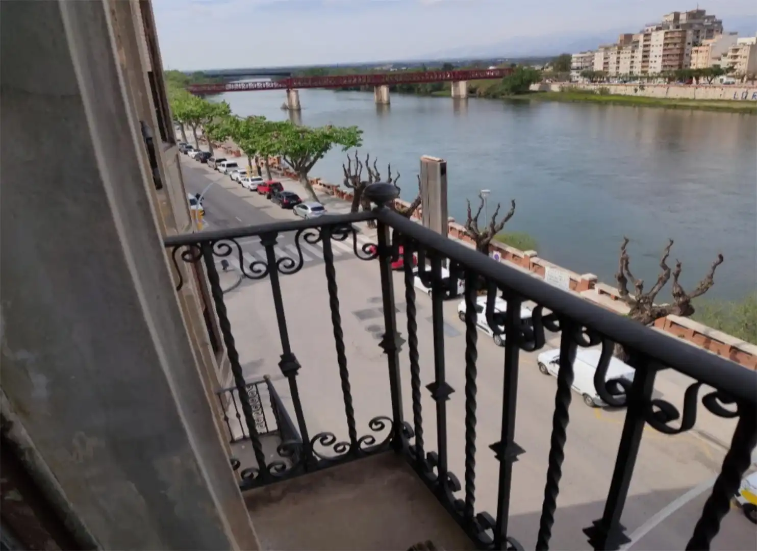 Piso en venta en Avinguda de la Generalitat, 24, Centre Terraza de Piso en venta en Tortosa con Calefacción, Trastero y Amueblado