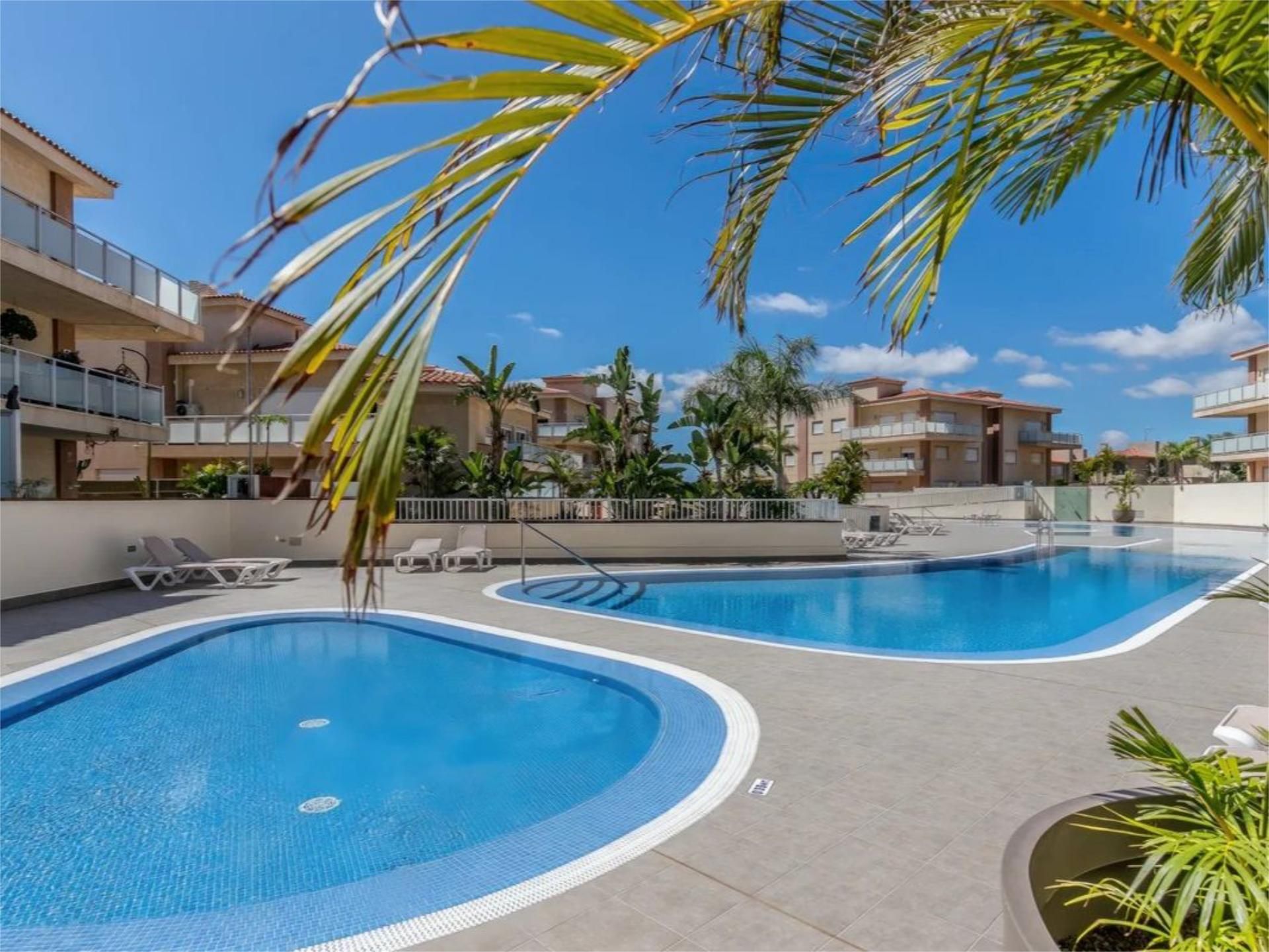 Swimming pool of Flat for sale in San Miguel de Abona  with Private garden, Terrace and Storage room