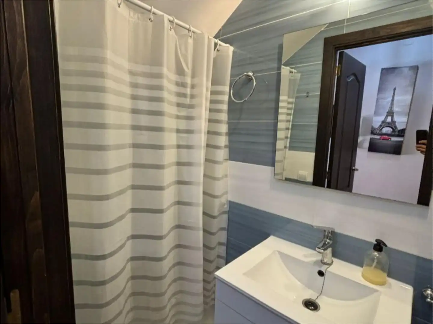 Baño de Apartamento de alquiler en Montilla con Aire acondicionado y Amueblado