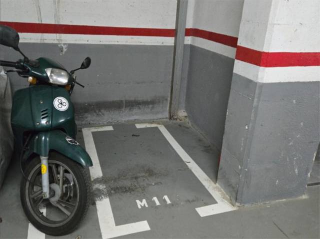 Garaje en Alquiler en Camí de Can Biosca, 2b en La Miranda - Can Candeler