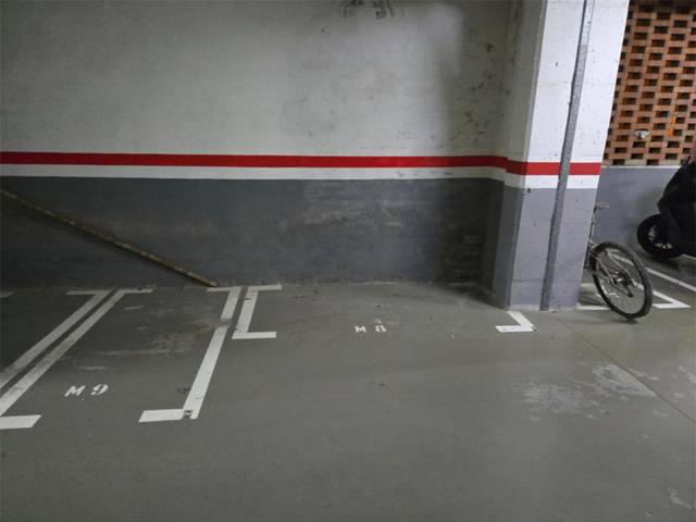 Garaje en Alquiler en Camí de Can Biosca, 2a en La Miranda - Can Candeler