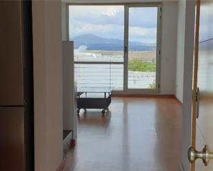 Flat to rent in Avenida de la Industria, Zona Industrial
