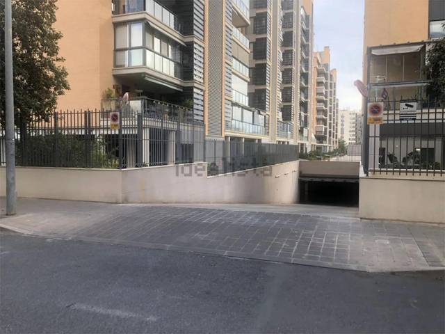 Garaje en Alquiler en Maestro José Garberí Serrano, 11 en PAU 5