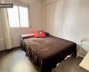 Bedroom of Flat to share in  Valencia Capital  with Air Conditioner, Parquet flooring and Furnished