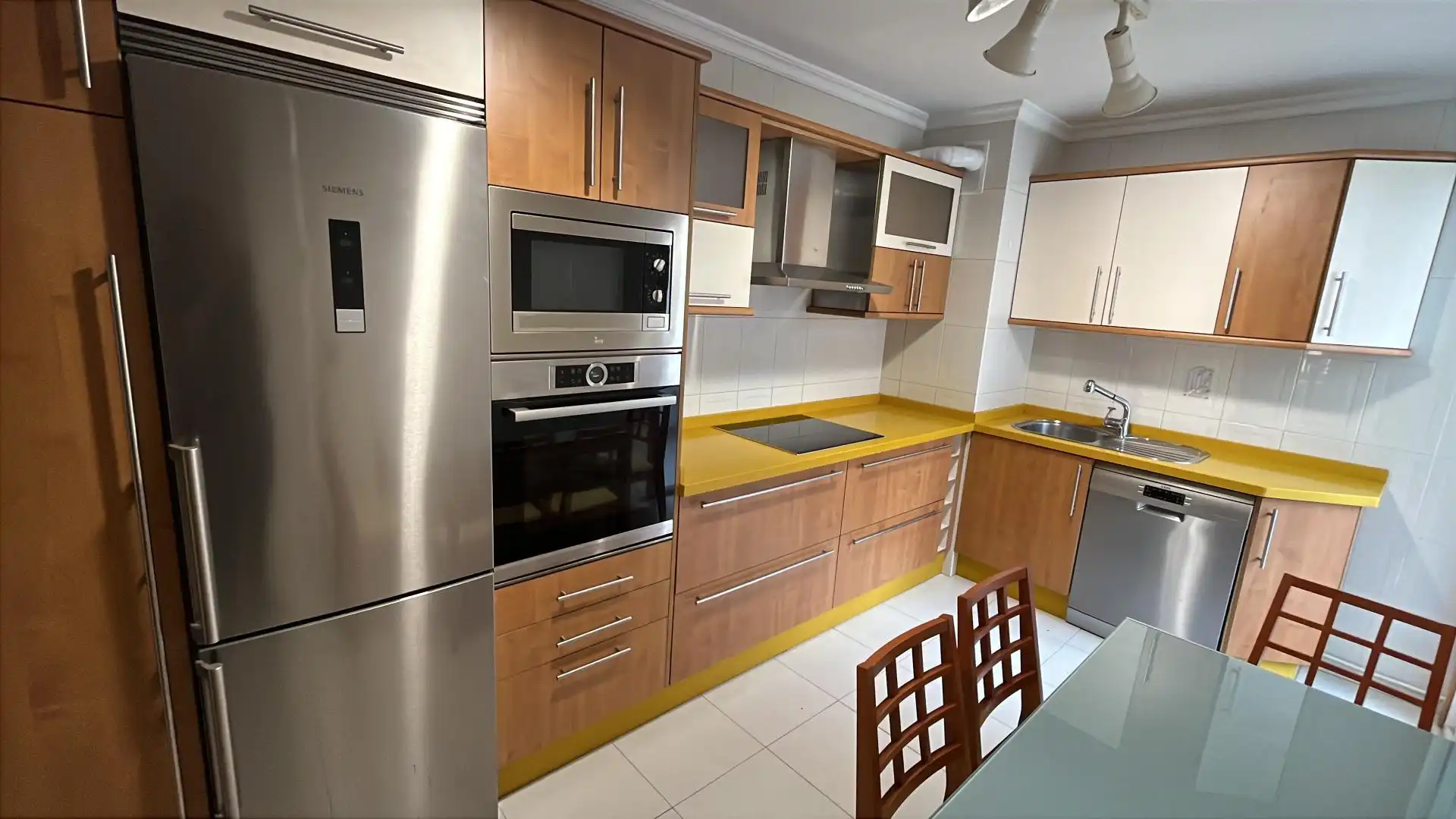 Room in Rúa de Sanjurjo Badía, 206, Teis Kitchen of Flat for share in Vigo with Heating, Parquet flooring and Furnished