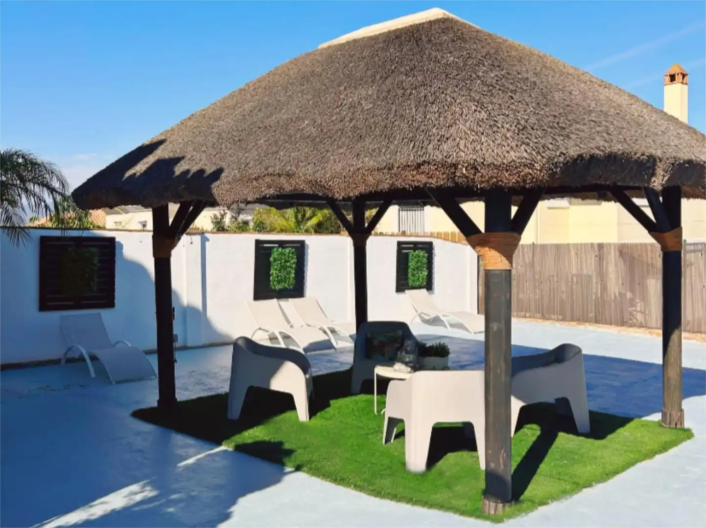 Flat for sale in Calle Dolores Medio, 9, Cortijo de Maza - Finca Monsalvez - El Olivar Terrace of Flat for sale in Málaga with Air Conditioner, Heating and Private garden