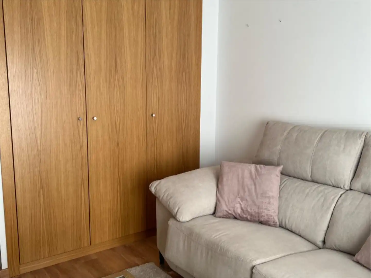 Flat for sale in Calle Diputado Ignacio Gallego, 14, Poniente-Norte - Miralbaida - Parque Azahara Bedroom of Flat for sale in Córdoba with Air Conditioner, Heating and Parquet flooring