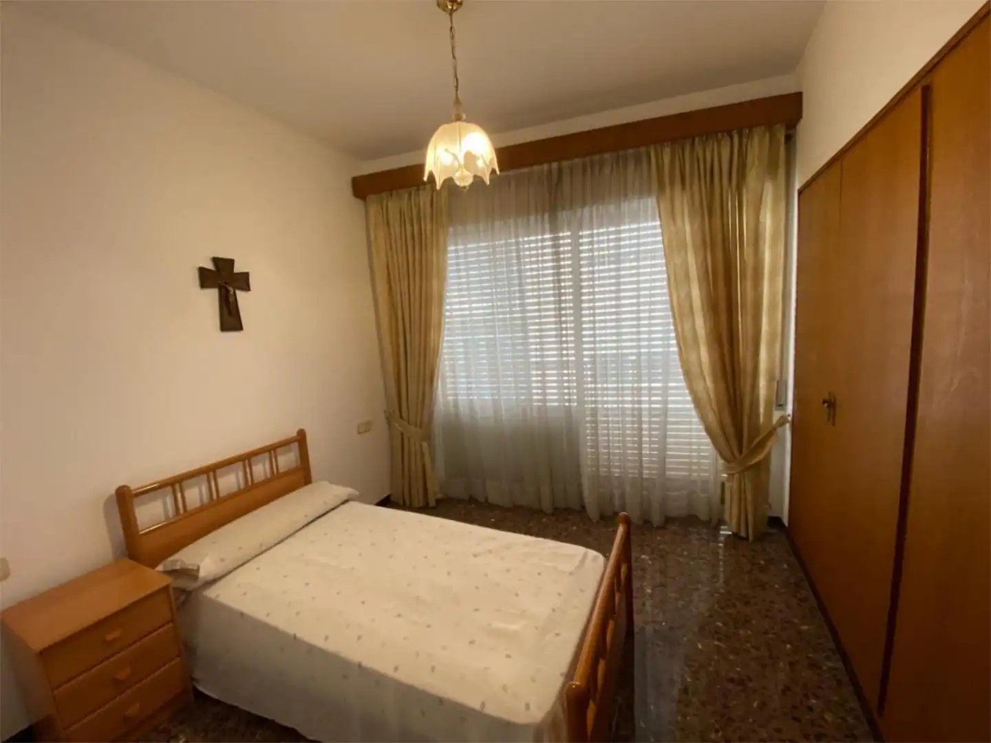 Casa adosada en venta en Carrer de la Bassa D'en Gaire, 5, Gandesa Habitación de Casa adosada en venta en Gandesa con Aire acondicionado