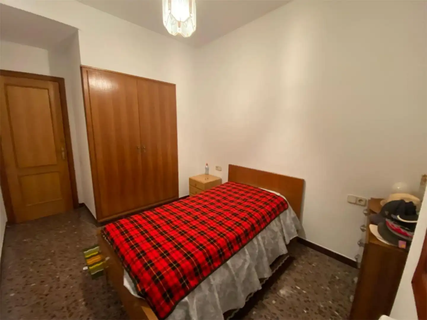 Casa adosada en venta en Carrer de la Bassa D'en Gaire, 5, Gandesa Habitación de Casa adosada en venta en Gandesa con Aire acondicionado