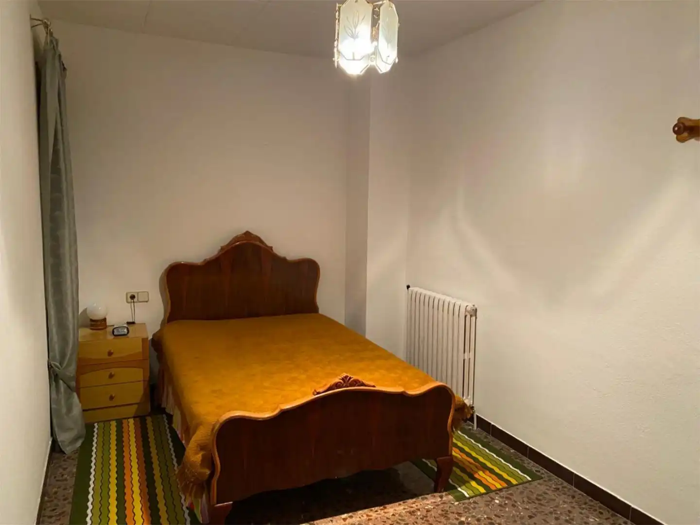 Casa adosada en venta en Carrer de la Bassa D'en Gaire, 5, Gandesa Habitación de Casa adosada en venta en Gandesa con Aire acondicionado