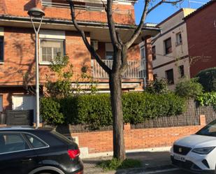 Exterior view of Single-family semi-detached for sale in Sant Cugat del Vallès  with Air Conditioner, Heating and Private garden