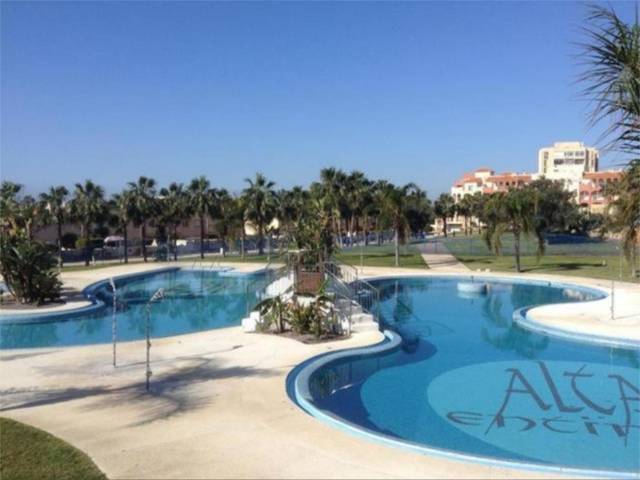 Piso en Venta en Calle a Glaucio, 2 en Almerimar