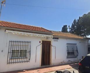 Vista exterior de Casa o xalet en venda en Alicante / Alacant amb Aire condicionat, Calefacció i Jardí privat