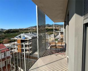 Terrasse von Wohnung miete in Tiana mit Klimaanlage, Heizung und Parkett