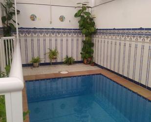 Swimming pool of Single-family semi-detached for sale in Torre del Campo  with Air Conditioner, Heating and Private garden