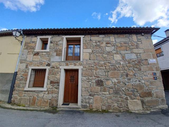 Piso en Venta en Calle Iglesia, 2 en Aldeanueva de Santa Cruz