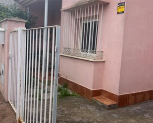 Vista exterior de Pis en venda en Fuente de Piedra amb Jardí privat, Terrassa i Piscina