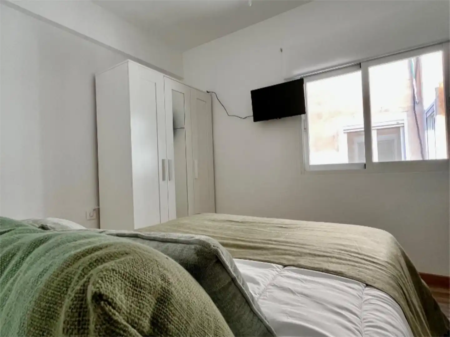 Room in Carrer d'Algol, 15, Ciudad de Asís