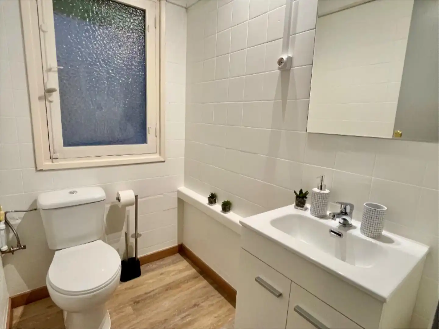 Room in Carrer d'Algol, 15, Ciudad de Asís