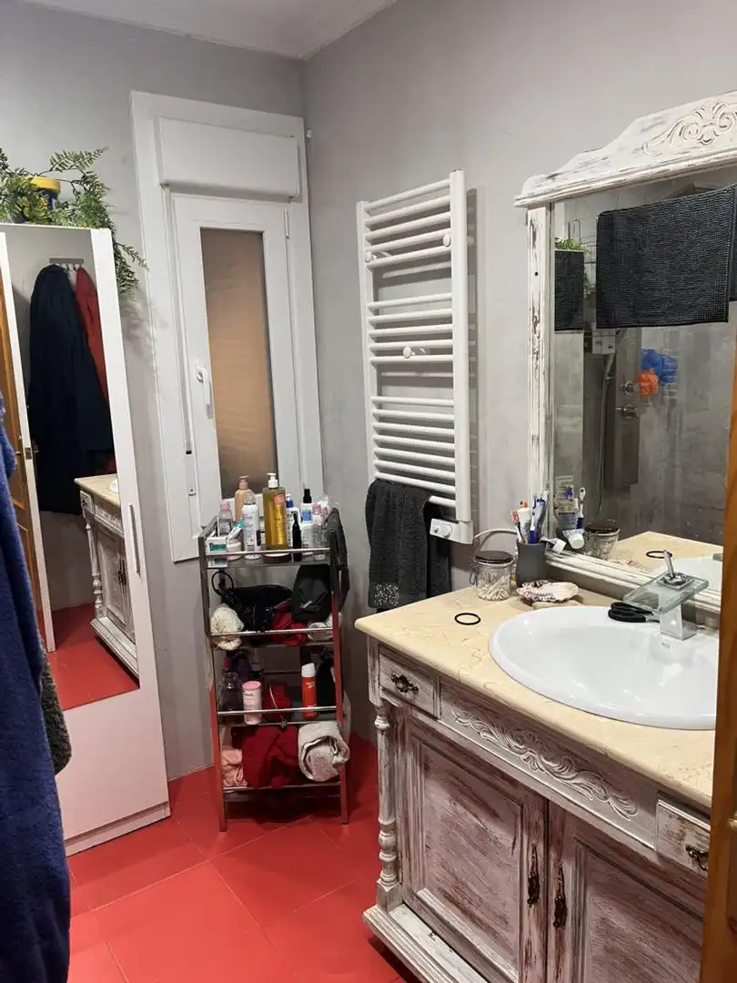 Bany de Pis en venda en Moral de Calatrava amb Aire condicionat, Calefacció i Parquet