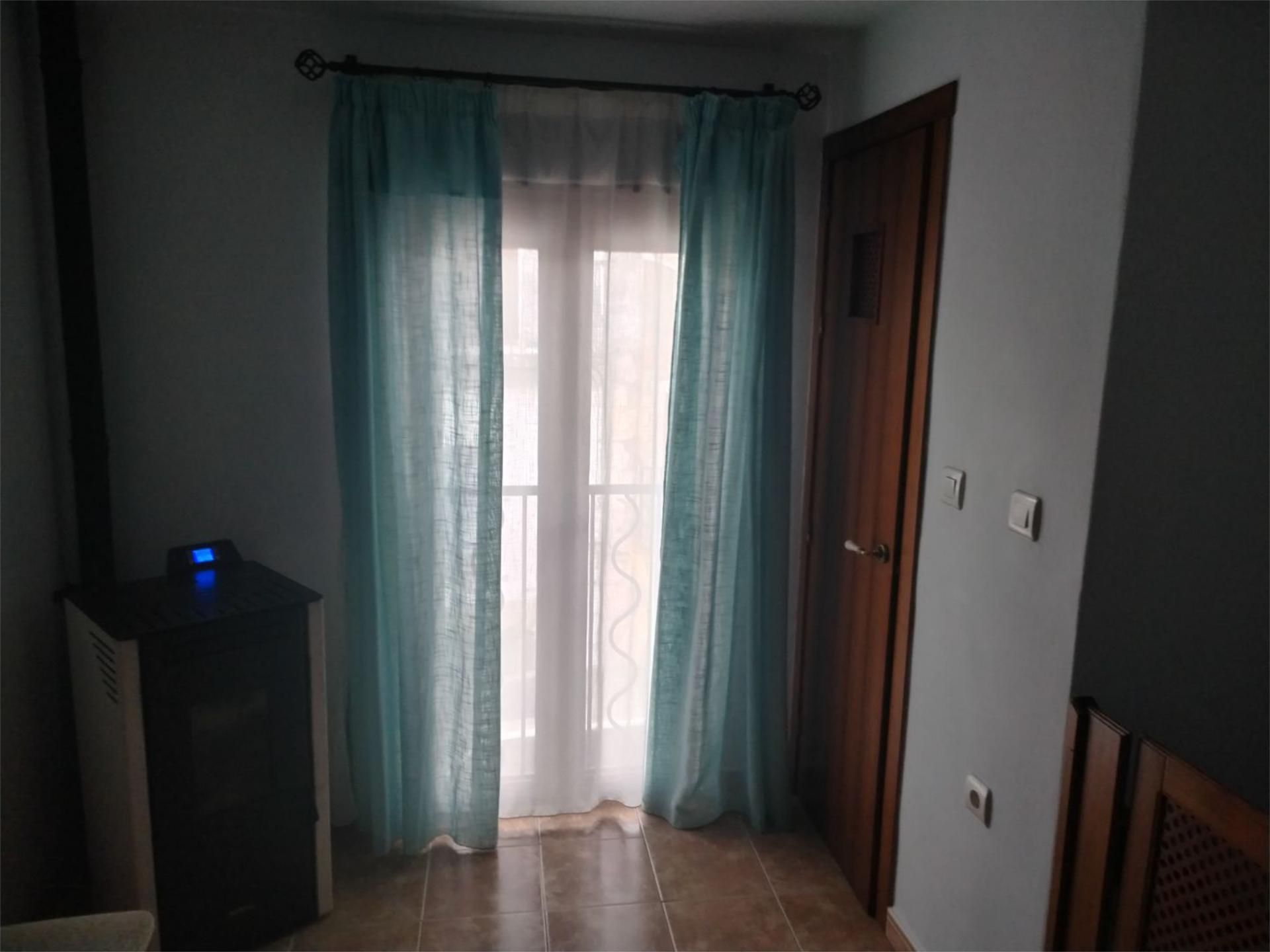 Dormitori de Pis en venda en Alcuéscar amb Aire condicionat, Calefacció i Terrassa
