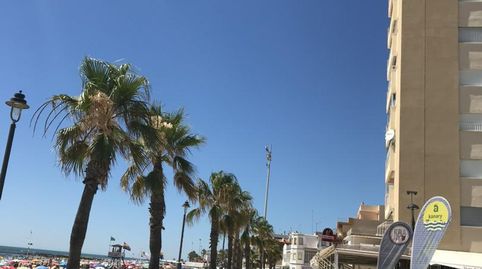 Foto 2 de Piso en venta en Avenida de Sevilla, 68, Playa de la Regla, Chipiona