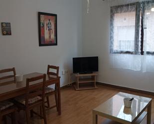 Living room of Flat to rent in  Toledo Capital  with Heating, Parquet flooring and Furnished