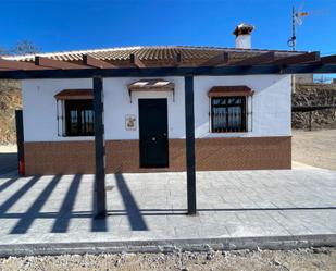 Vista exterior de Pis en venda en Casabermeja amb Aire condicionat, Calefacció i Jardí privat