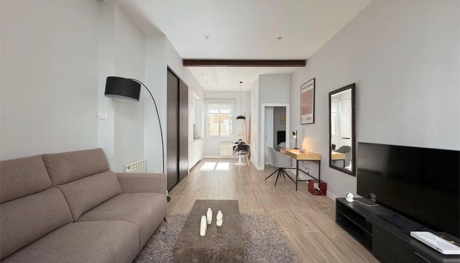 Foto 1 de Pis de lloguer a Avenida Carlos V, 20, Parque María Luisa -Giralda Sur, Sevilla